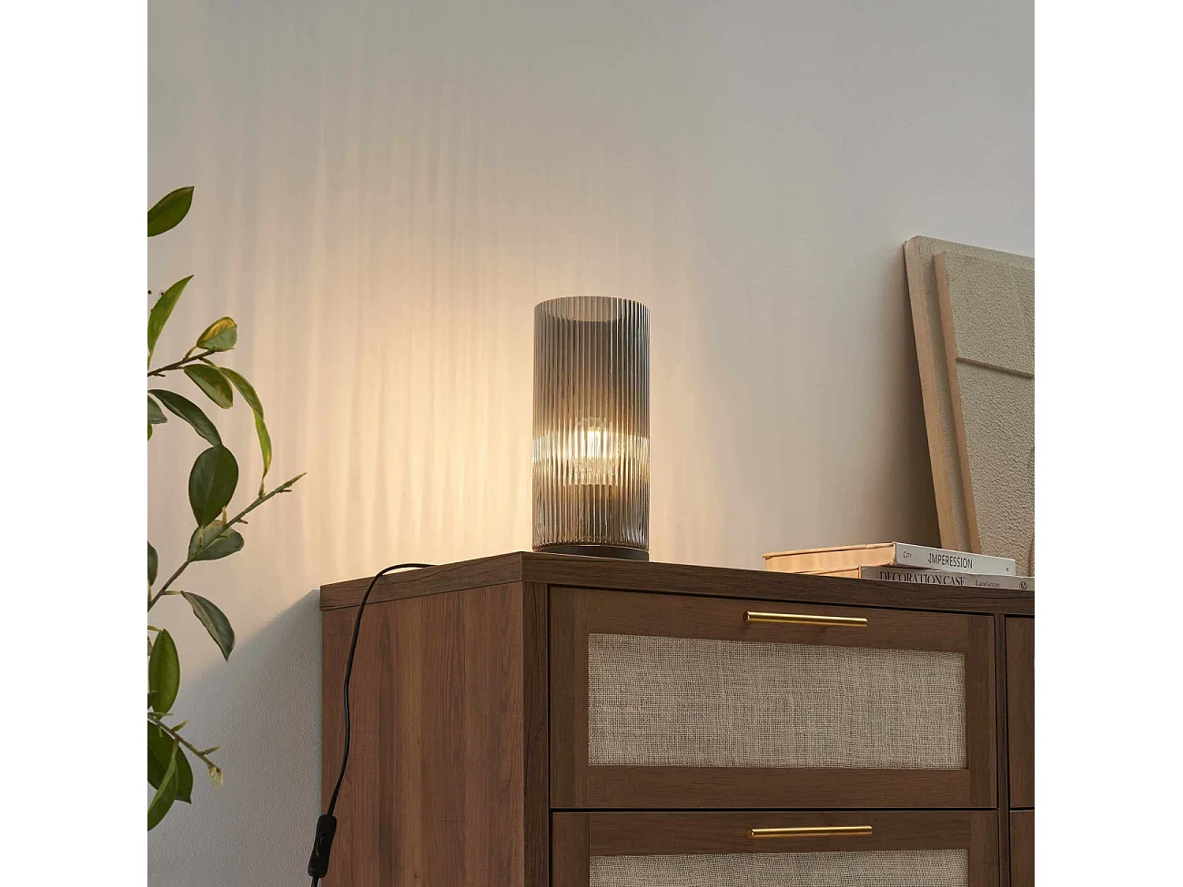 Lampe à poser tendance et cylindrique verre fumé - Liantha