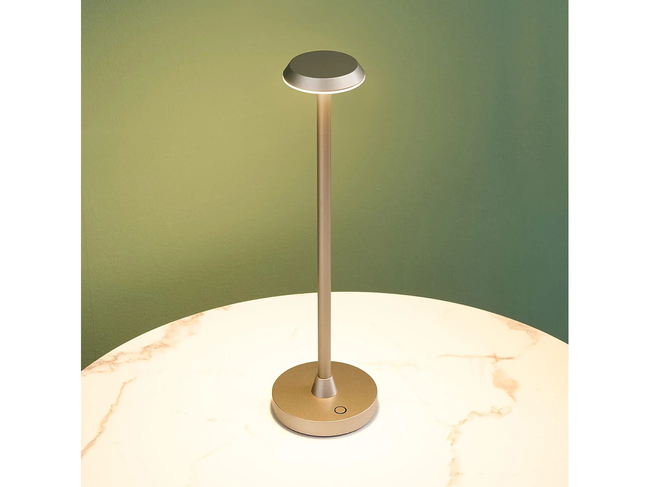 Lampe à poser tactile dorée LED dimmable design minimaliste IP44 - Rico