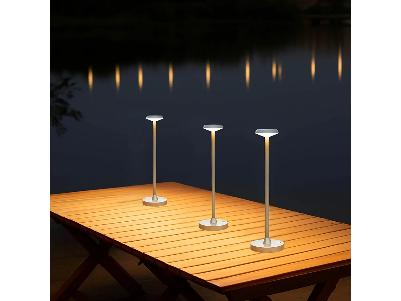 Lampe à poser tactile dorée LED dimmable design minimaliste IP44 - Rico