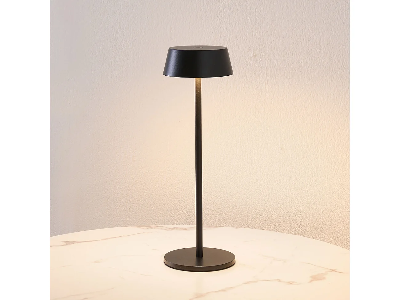 Lampe de table noire LED sans fil à batterie rechargeable IP54 - Vanyel