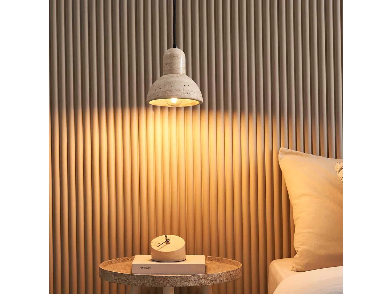 Suspension moderne finition beige effet pierre naturelle - Lioren