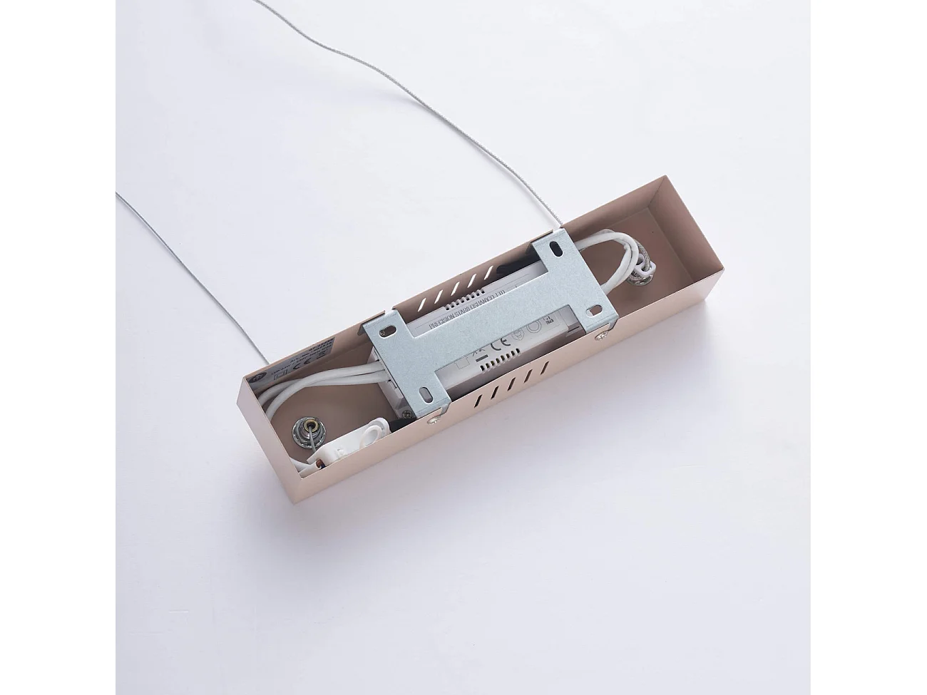 Grande suspension galbée à LED dimmable - Auren