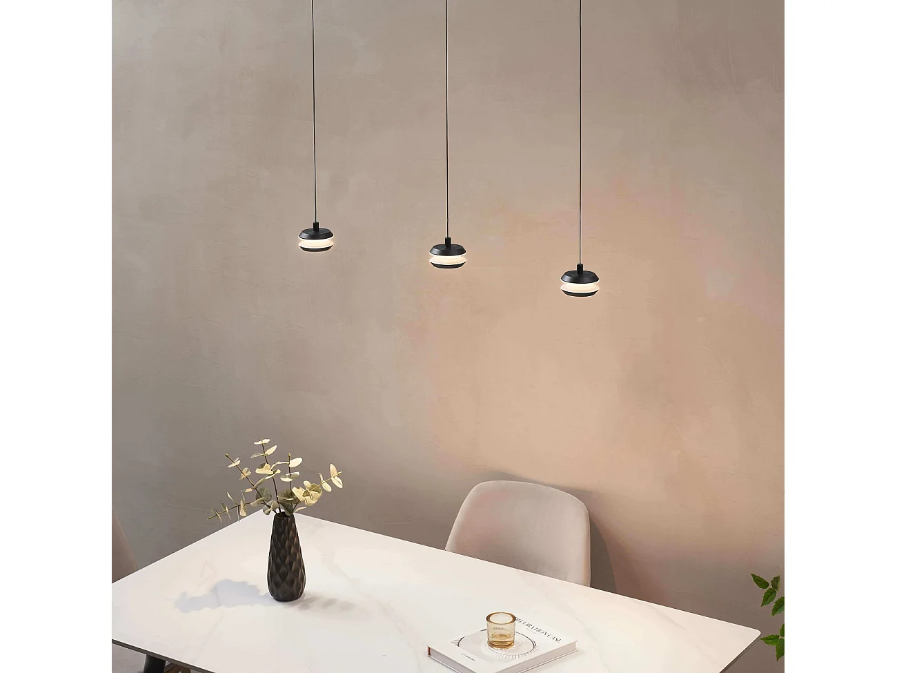 Suspension LED dimmable cylindre noir hauteur réglable design minimaliste - Rive