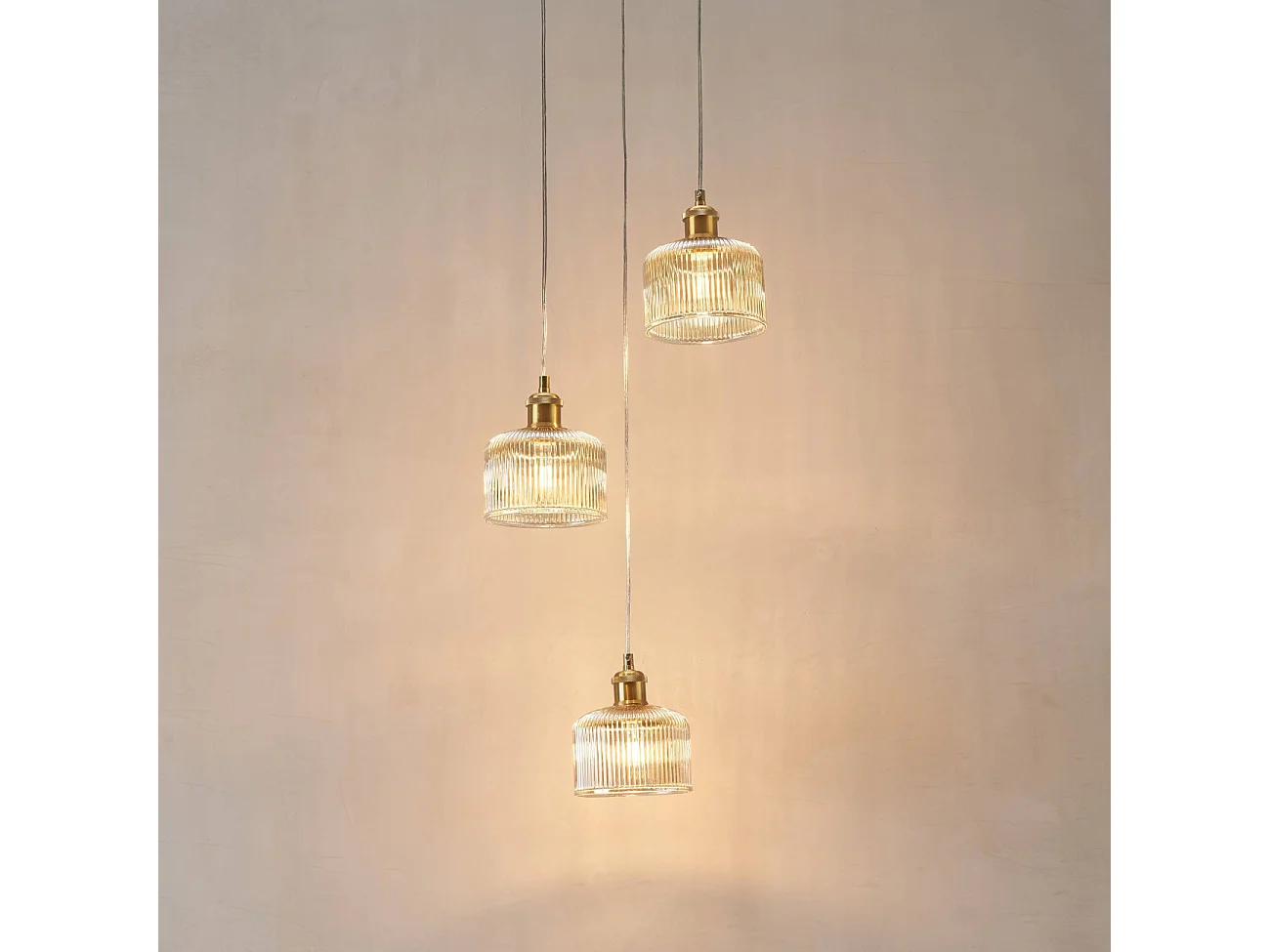 Suspension triple vintage laiton verres ambrés striés - Auréline