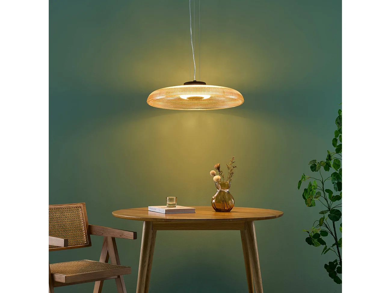 Suspension LED moderne verre texturé ambré et base noire  - Ossara