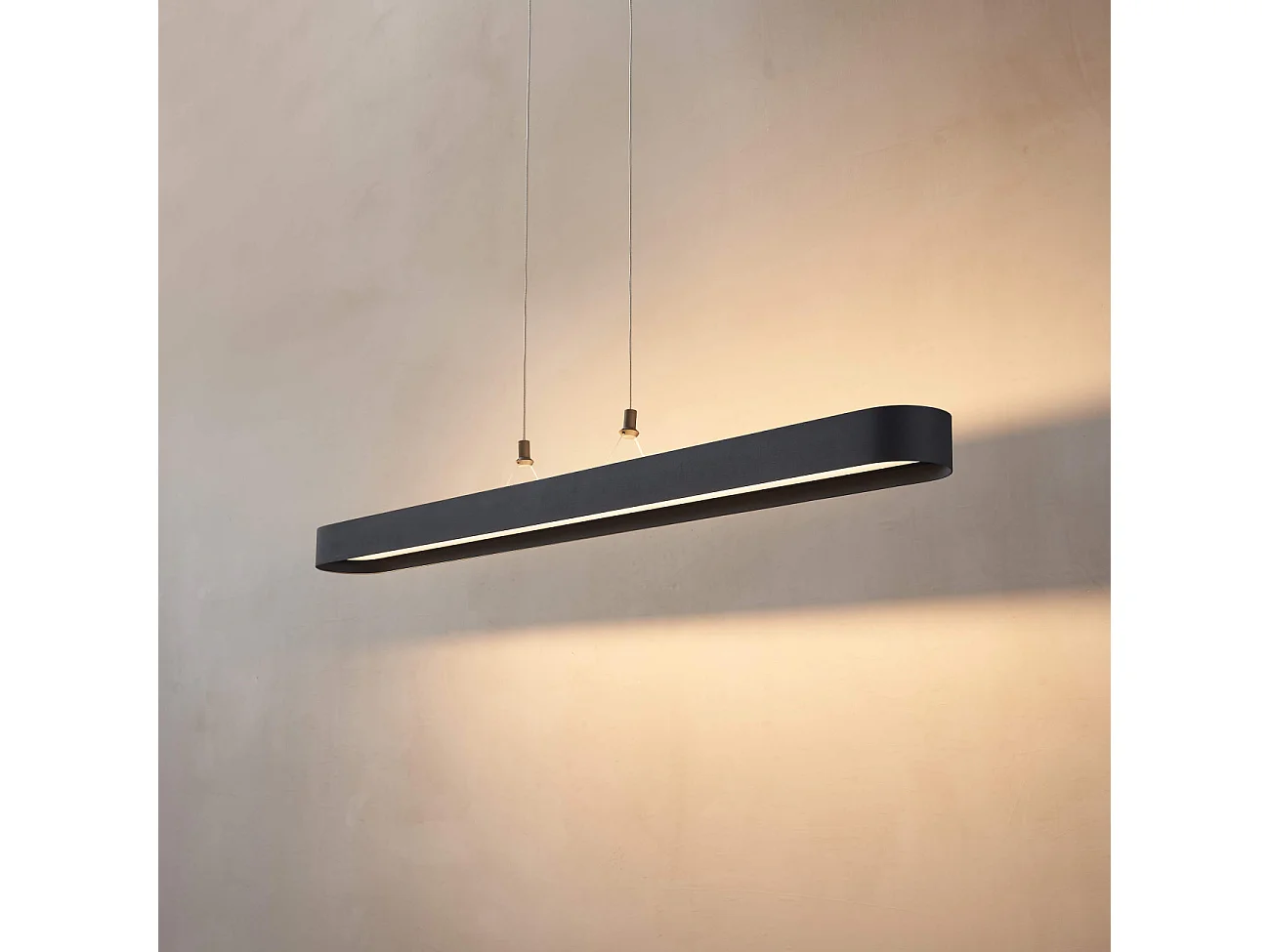Suspension ovale noire 115 cm éclairage LED dimmable - Oswin