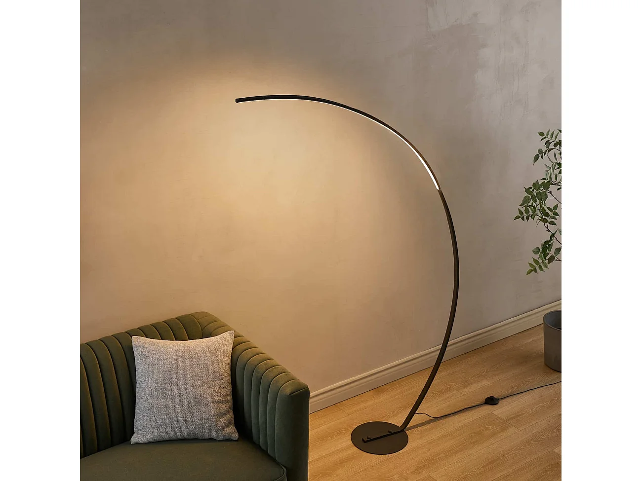 Grand lampadaire courbé LED dimmable noir 184 cm - Thalia