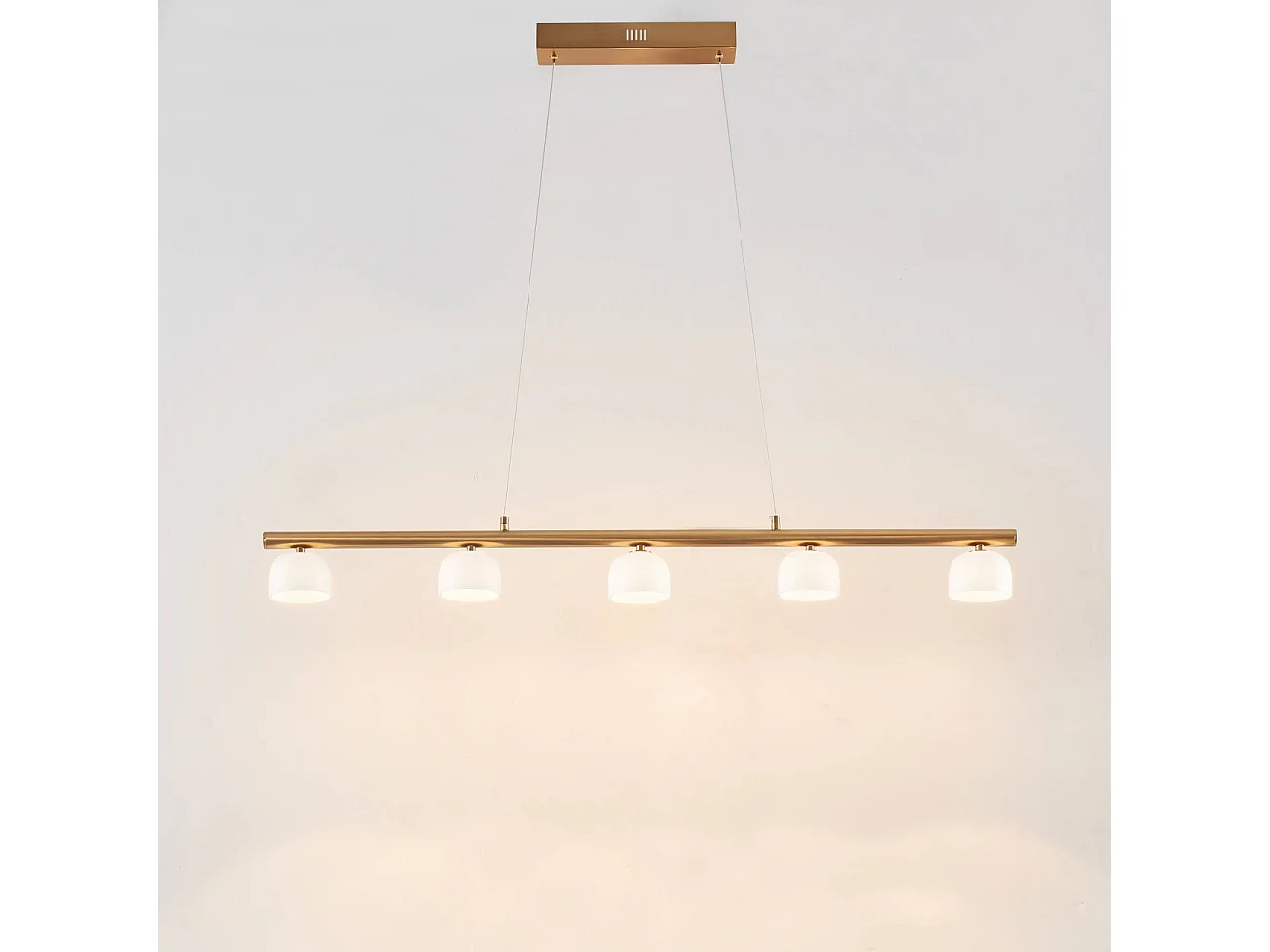 Longue suspension LED laiton avec 5 dômes en verre - Nysséa