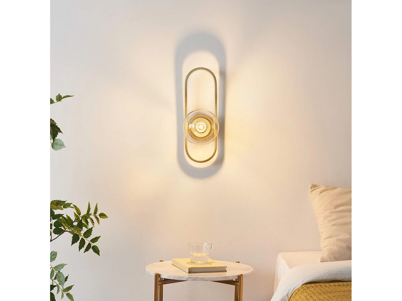 Applique murale vintage dorée clair à verre transparent - Belisto