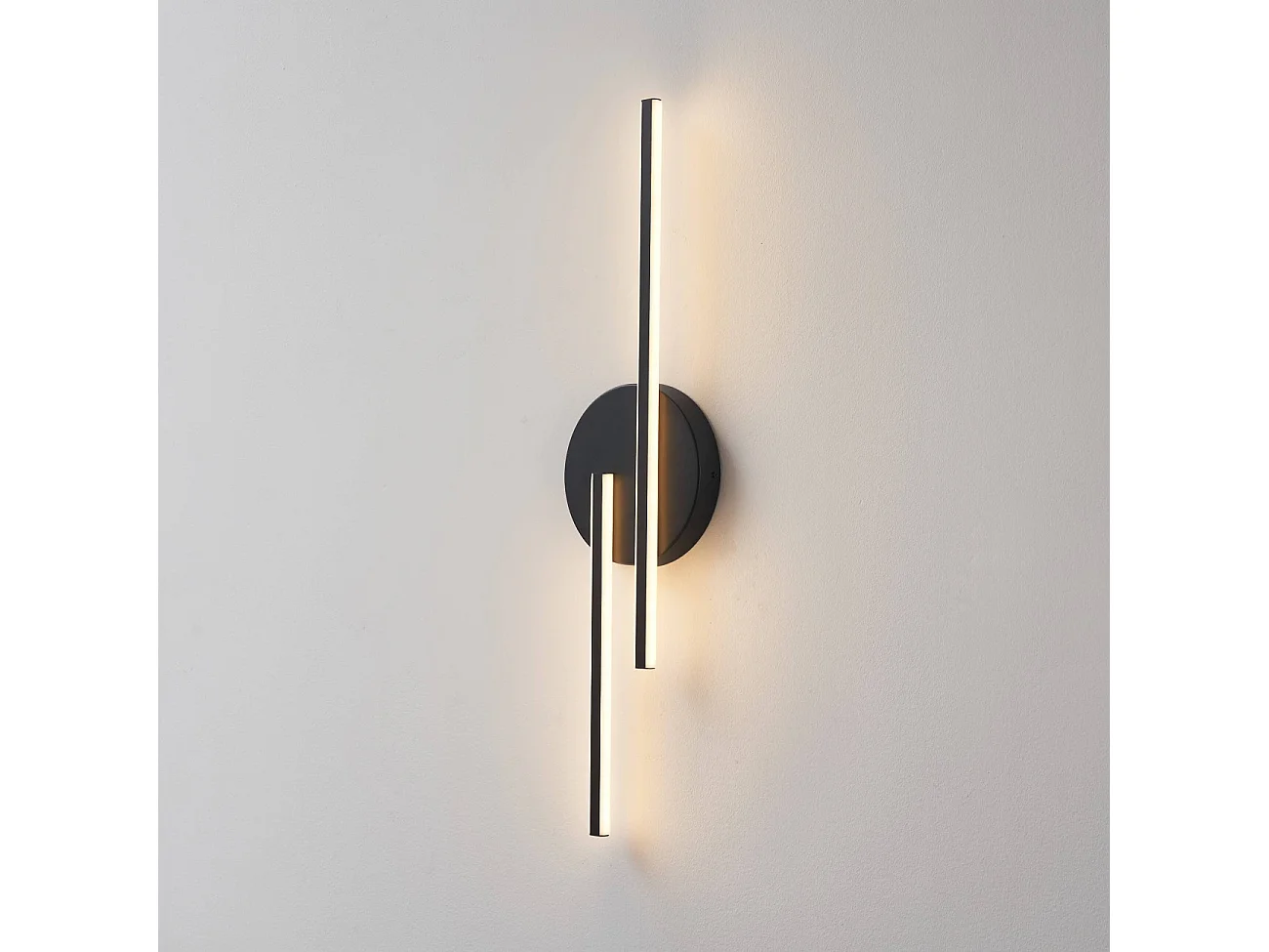 Applique noire LED aux lignes épurées 80 cm - Pia