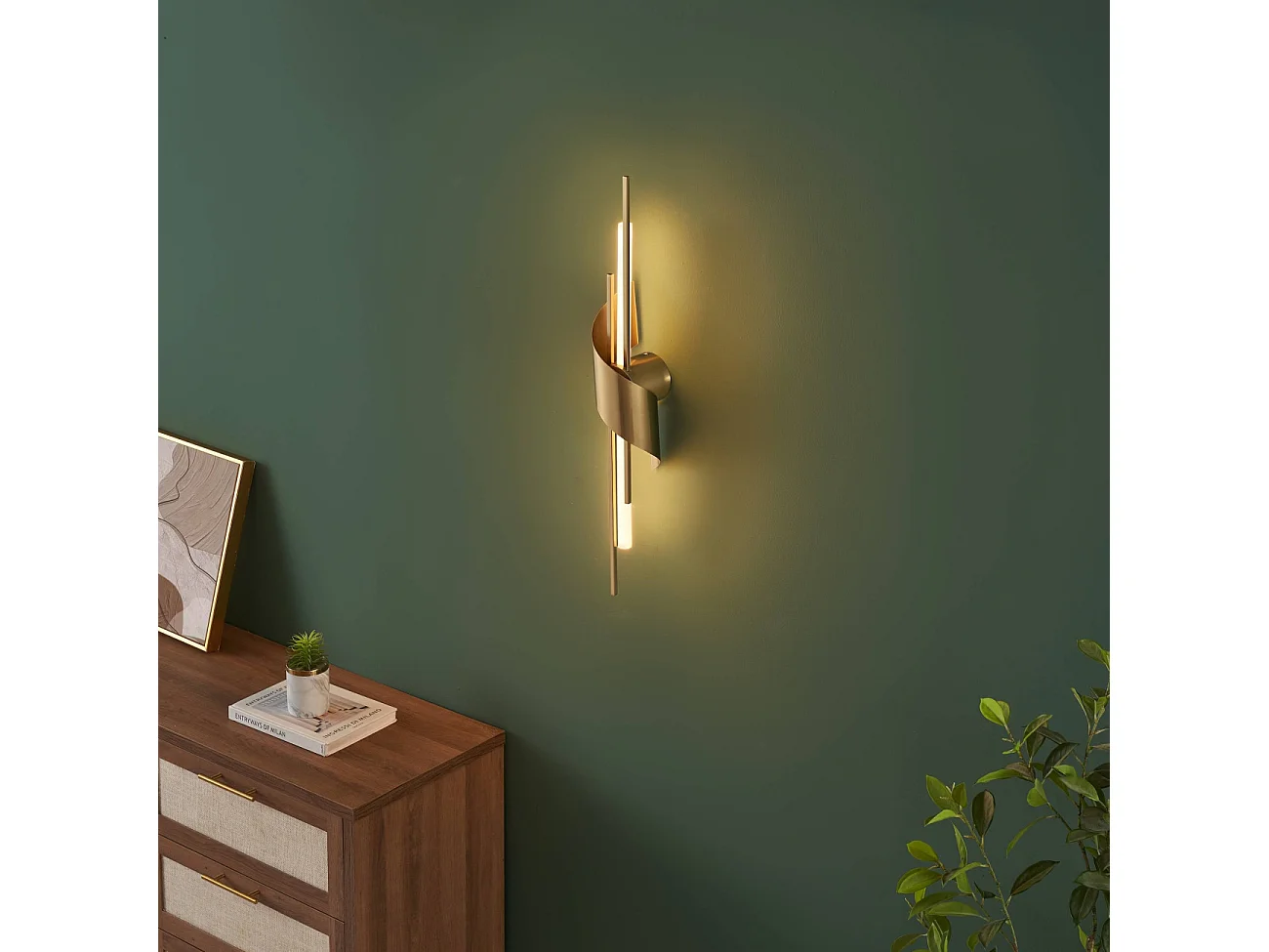 Applique LED dorée minimaliste et longiligne 18W - Zénaïa