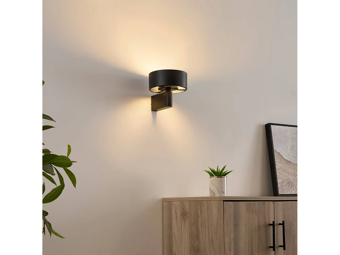 Applique murale noire en métal avec tête ronde LED - Prins