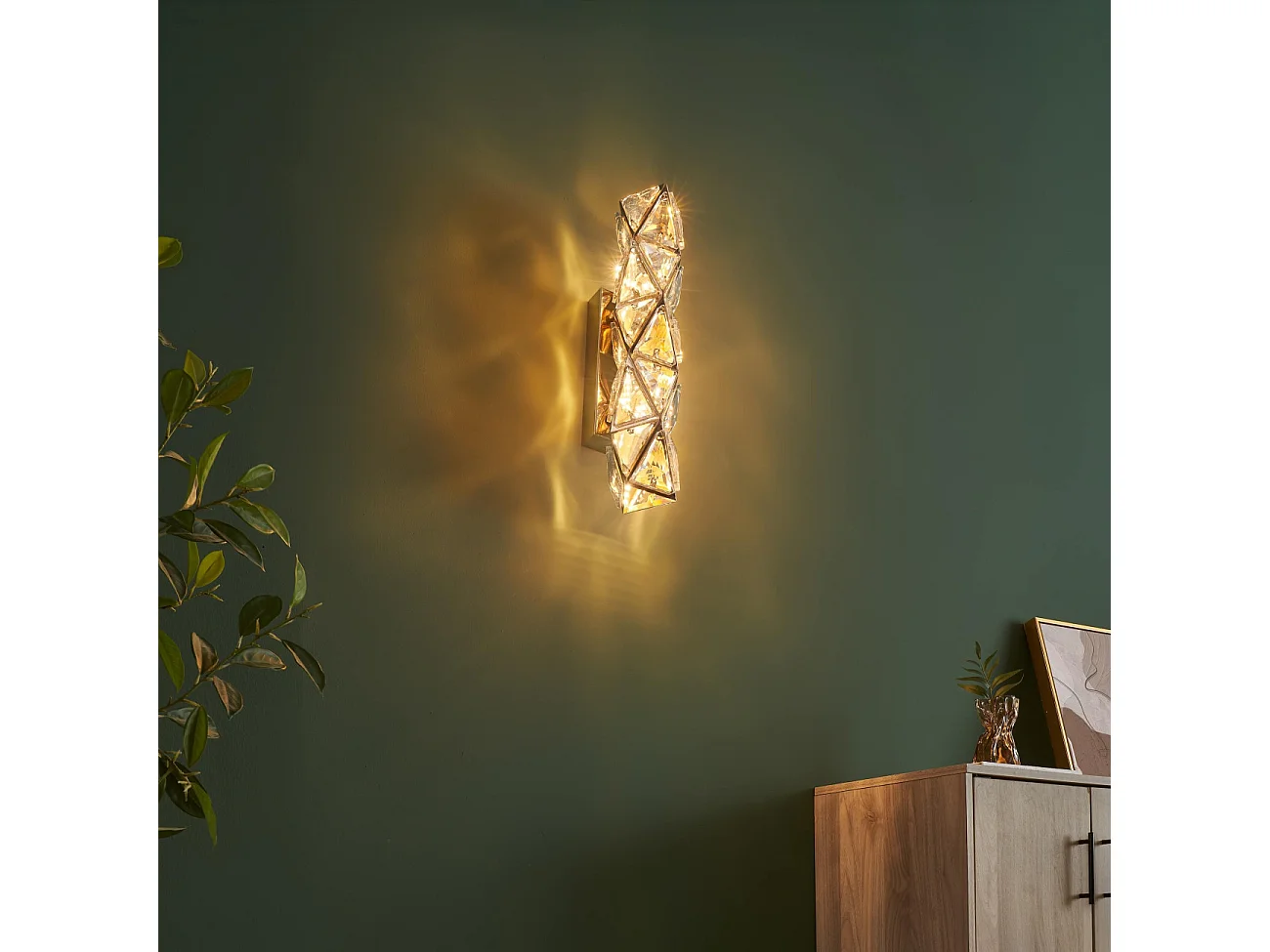 Applique dorée ultra chic en métal et cristaux décoratifs LED - Dalina