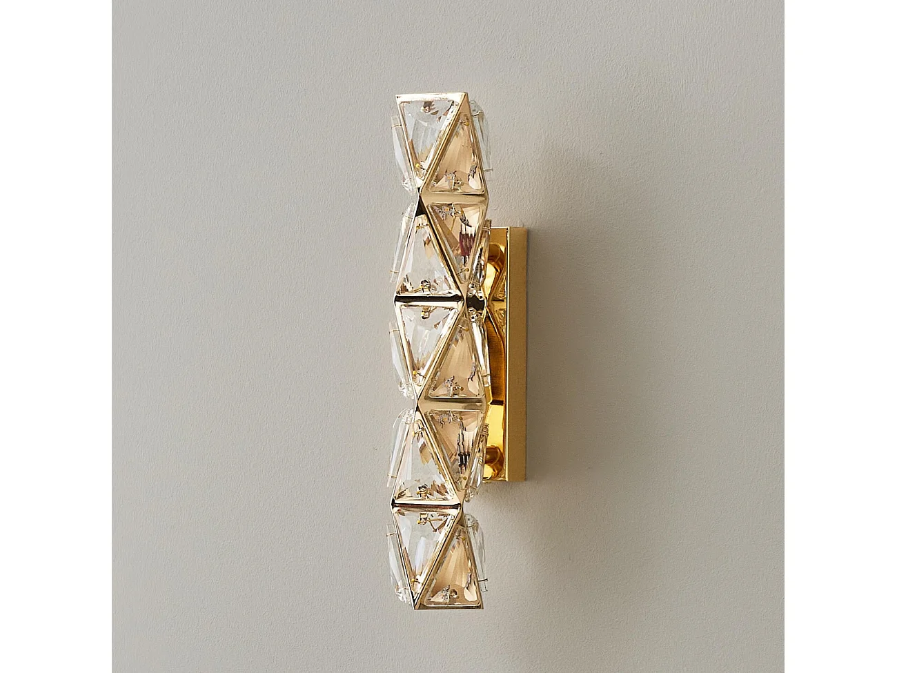 Applique dorée ultra chic en métal et cristaux décoratifs LED - Dalina