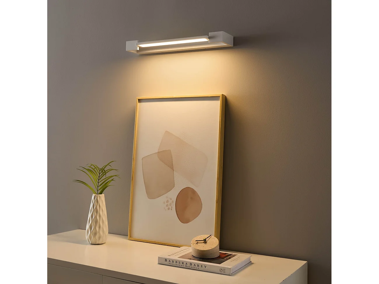 Longue applique blanche LED avec barre pivotante à 350° - Orlène