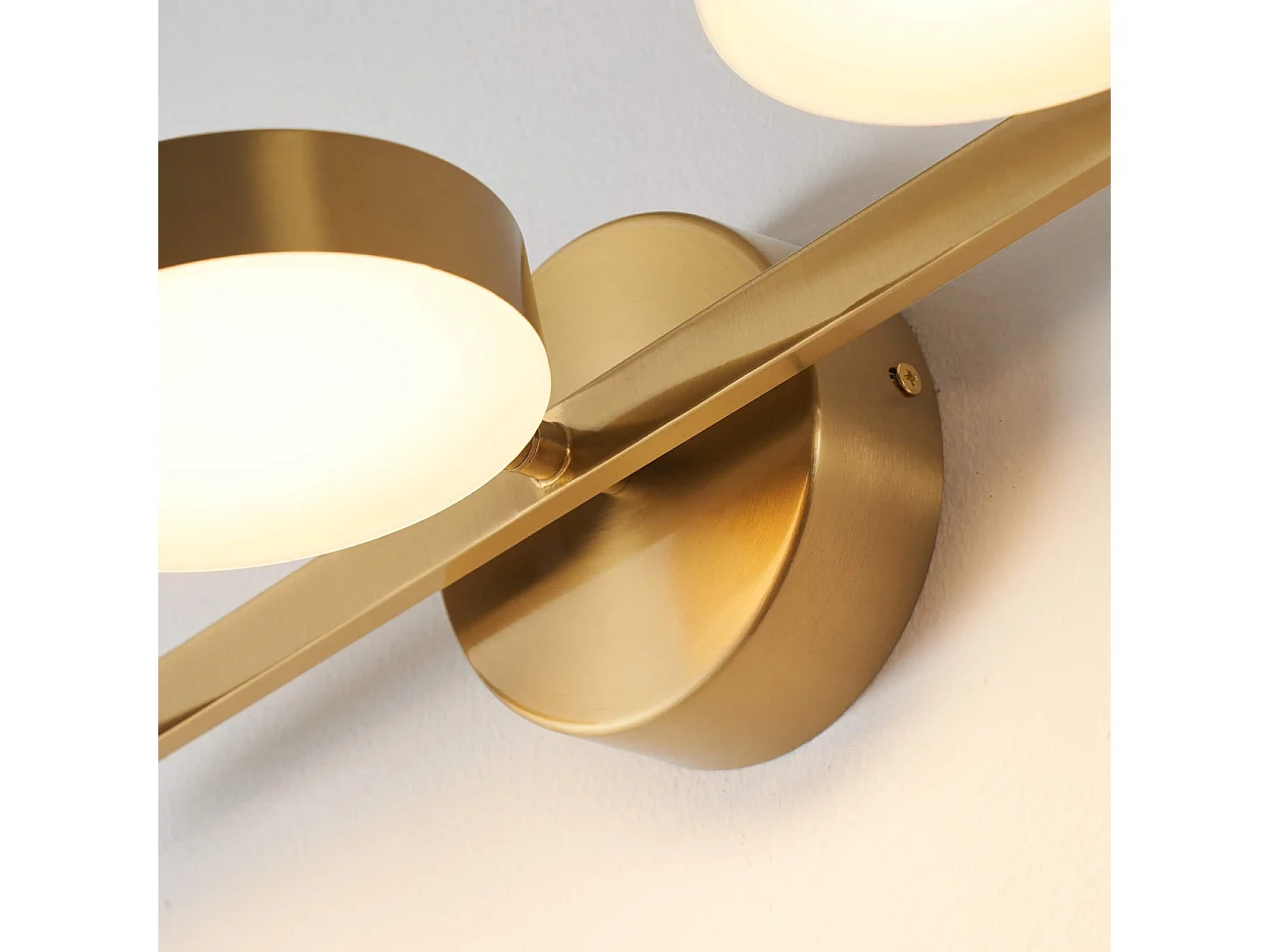 Applique triple laiton LED intégrée 3 spots orientables - Syloria