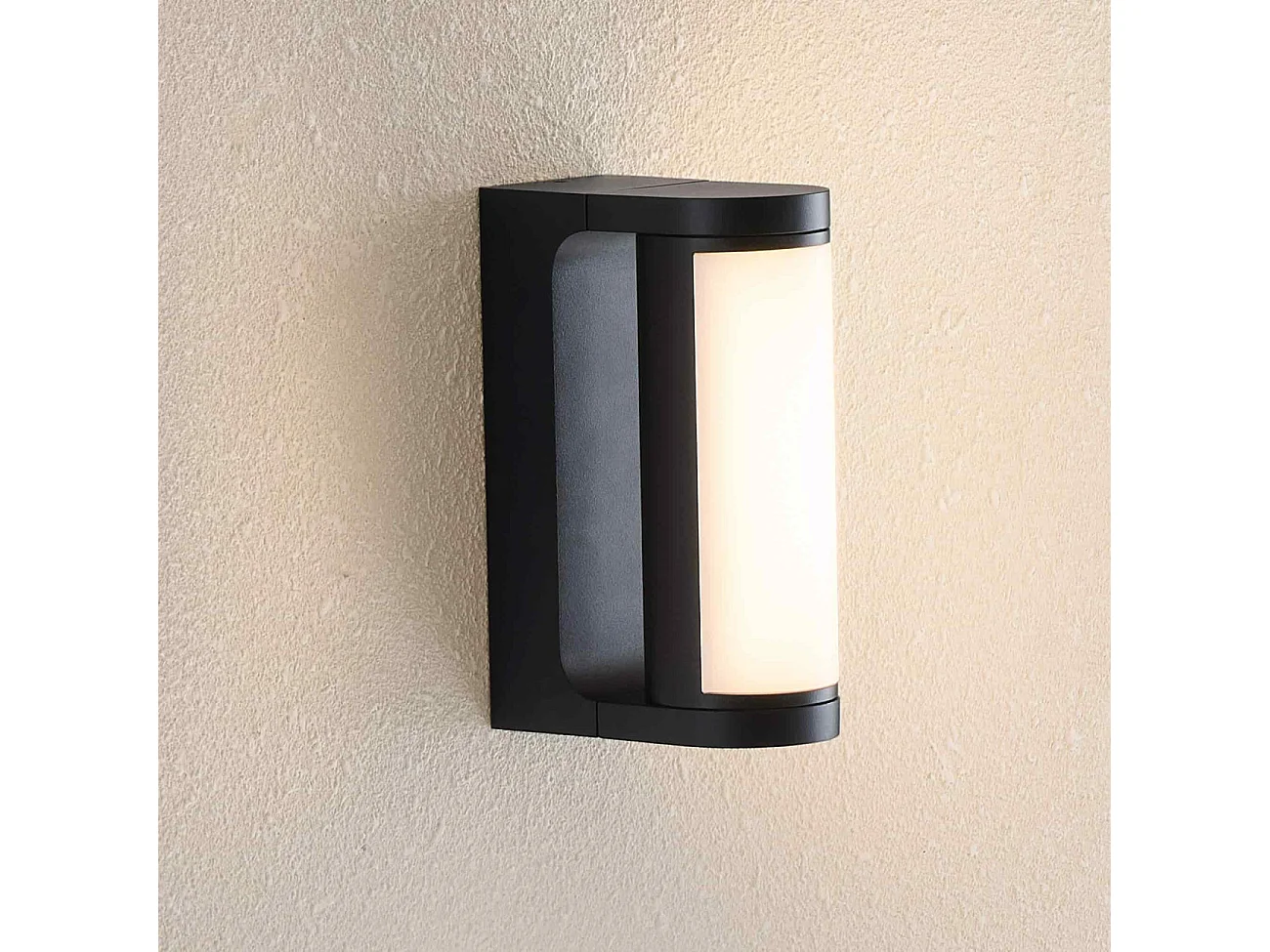Petite applique LED rectangulaire noire pour extérieur - Ilona