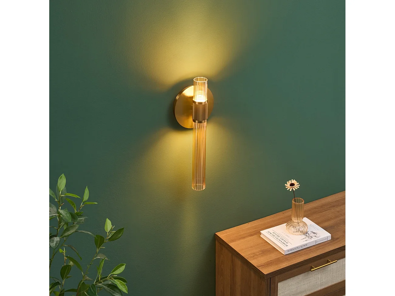 Applique cylindrique finition laiton art déco verre ambré - Cyllia
