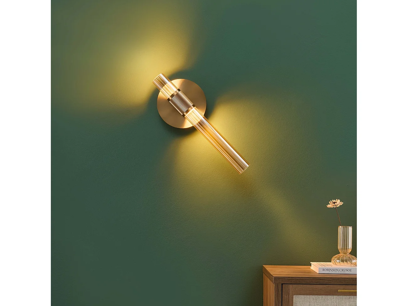 Applique cylindrique finition laiton art déco verre ambré - Cyllia