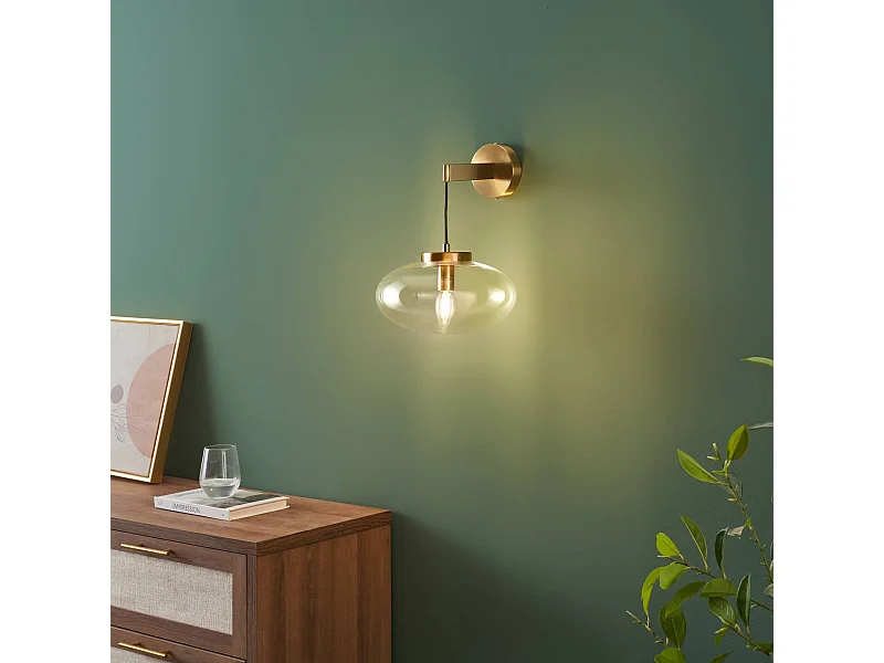 Applique murale dorée avec globe en verre soufflé suspendu - Milenzo