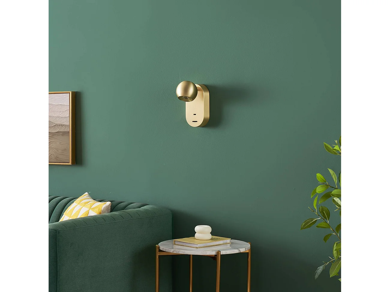 Applique murale LED dorée chic avec chargeur Type-C et interrupteur – Yvan