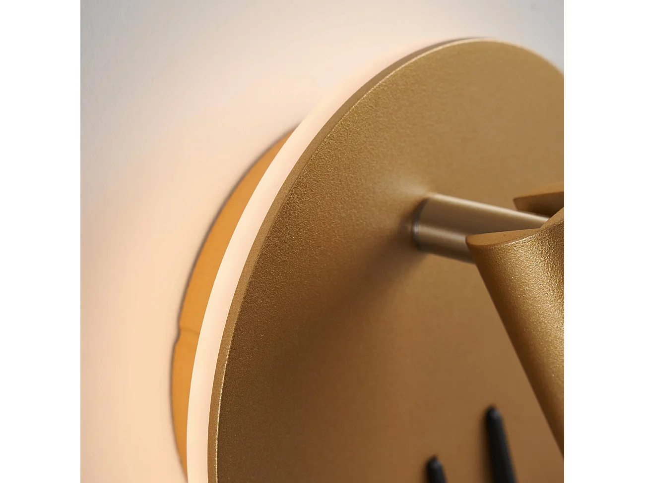 Liseuse tendance double LED et interrupteur doré - Bilbao