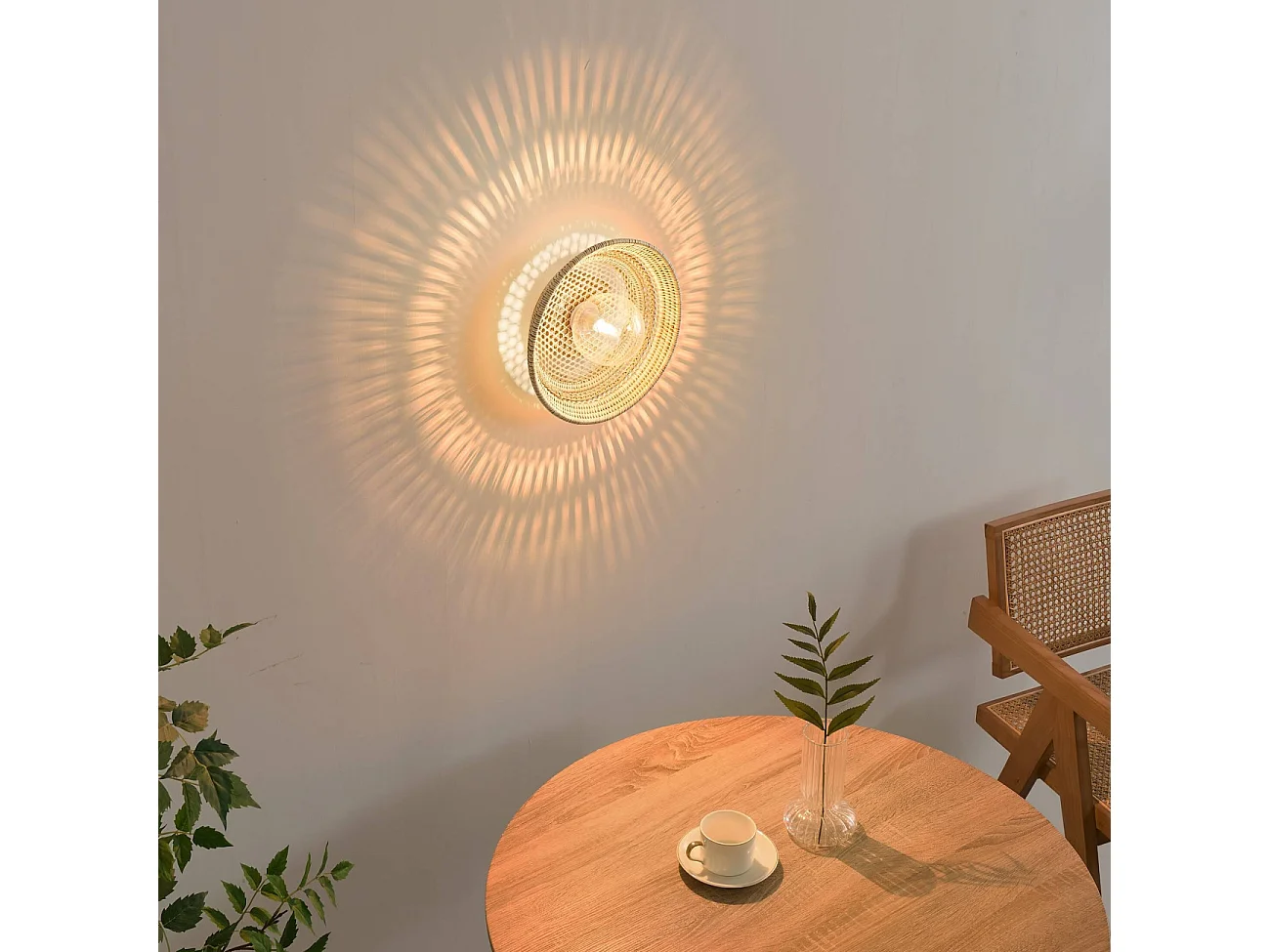 Applique ou plafonnier moderne en rotin jolis reflets décoratifs - Serelina