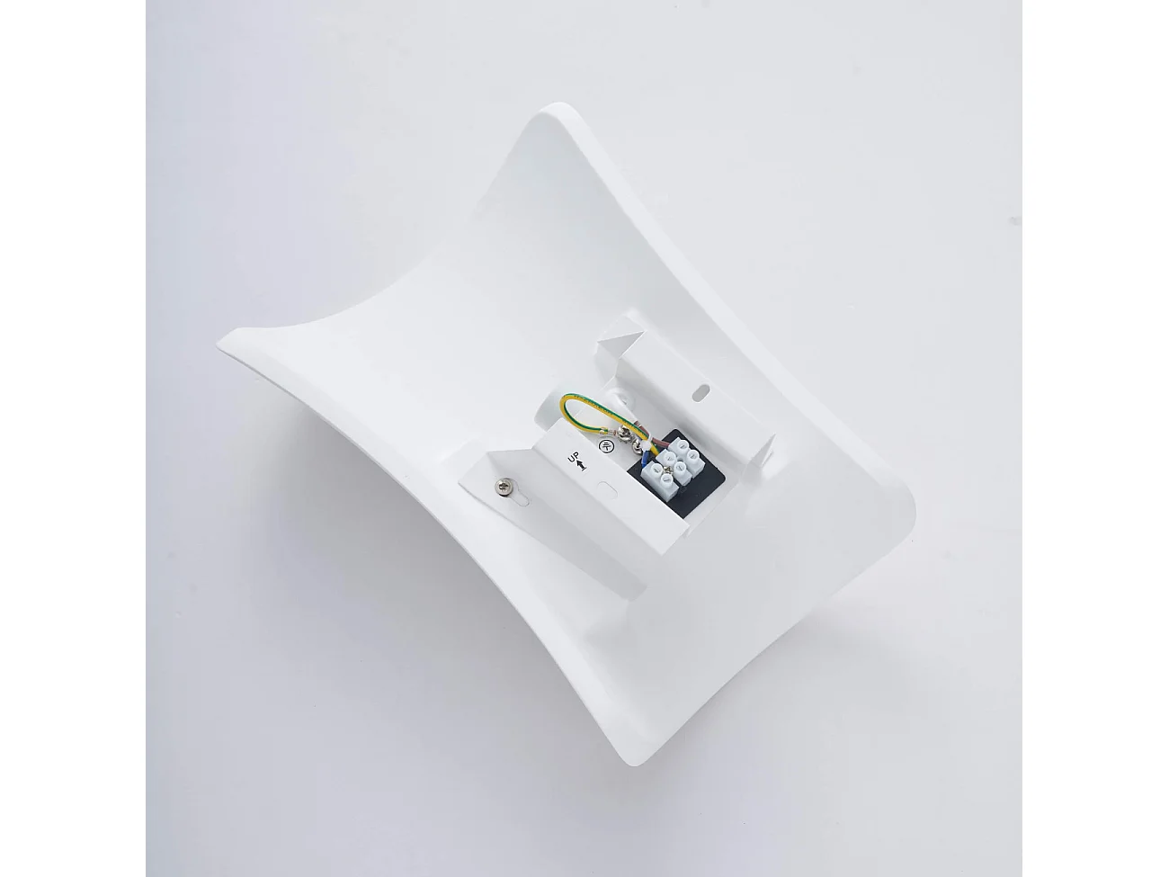 Applique blanche en gypse design sablier épuré - Zoriel