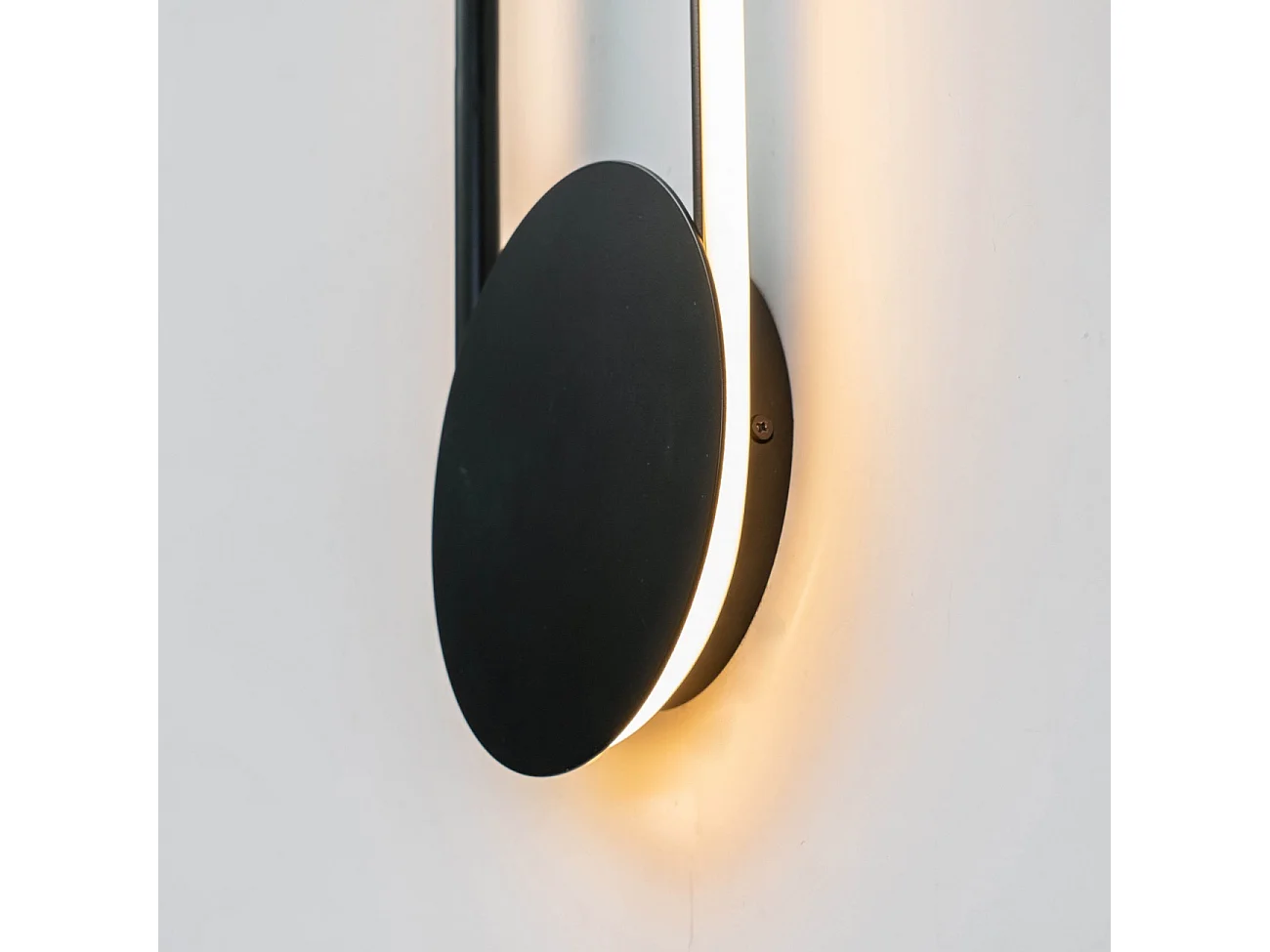 Applique cercle noir suspendu - Pise