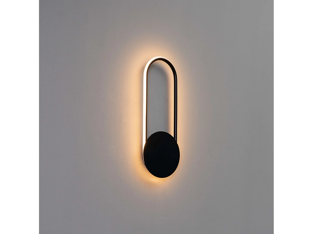 Applique cercle noir suspendu - Pise