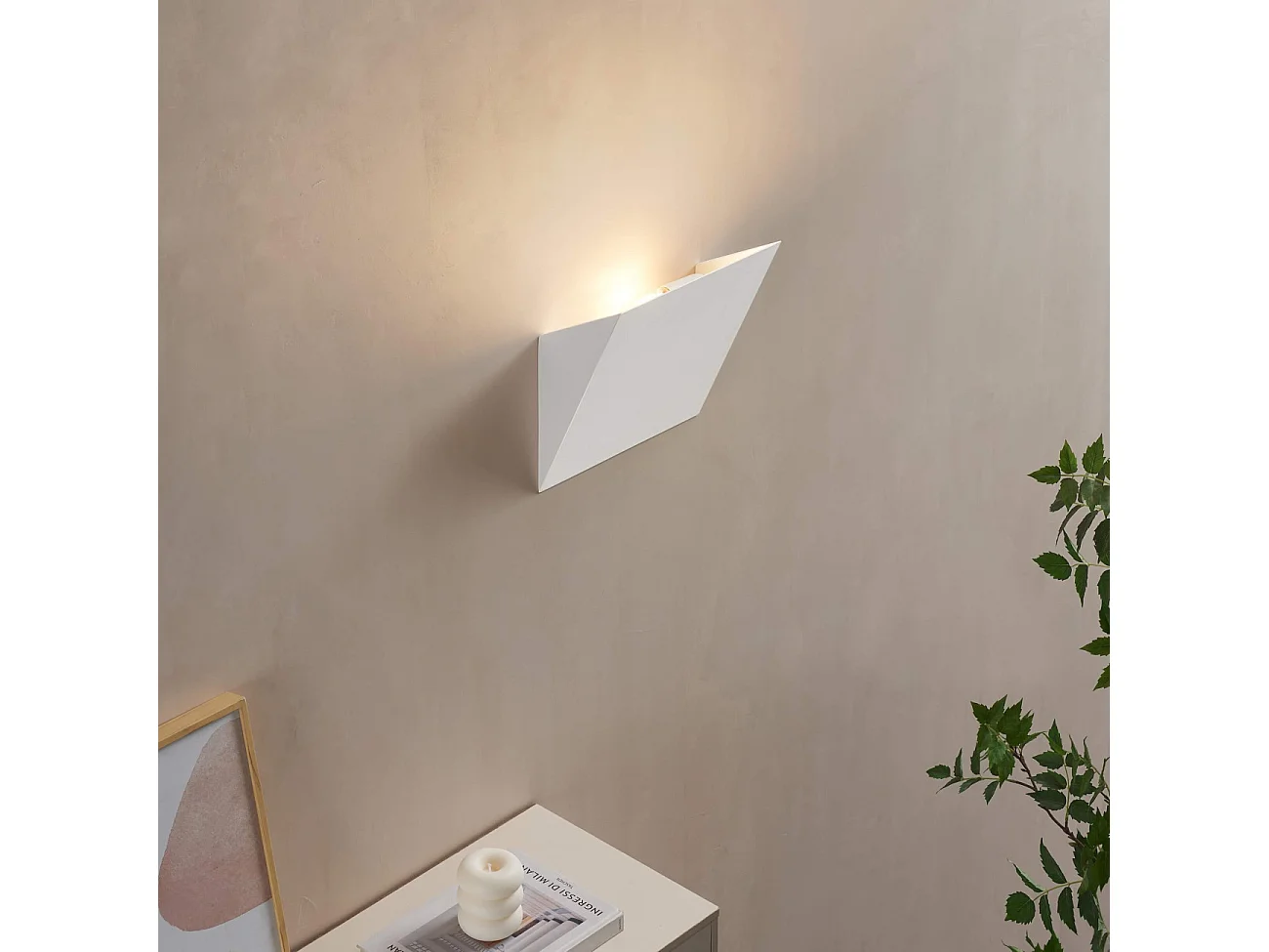 Applique blanche carré incliné en gypse - Norys