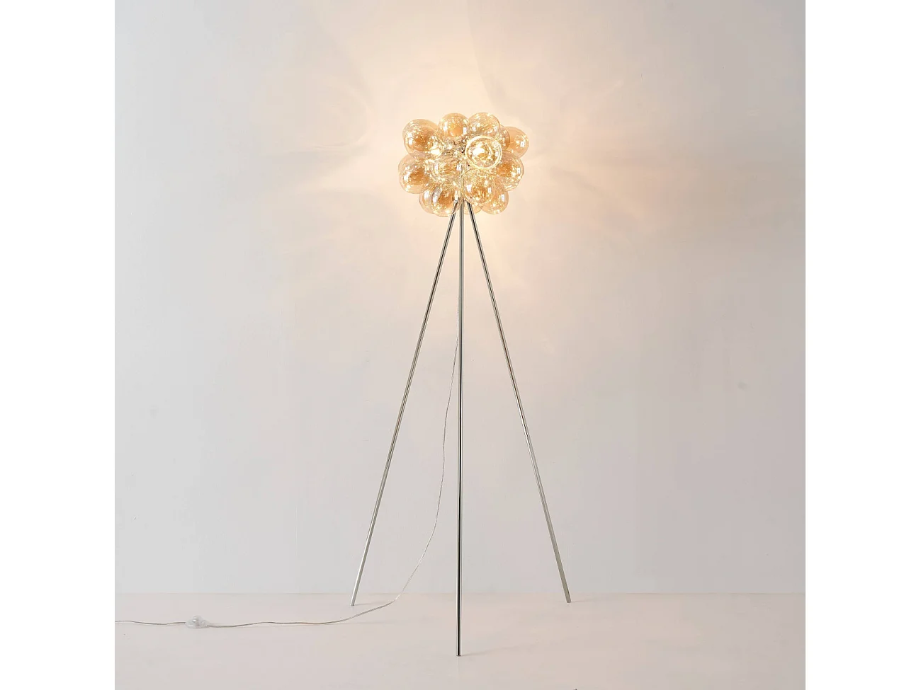 Lampadaire trépied chromé verre ambré ultra décoratif  - Bartali