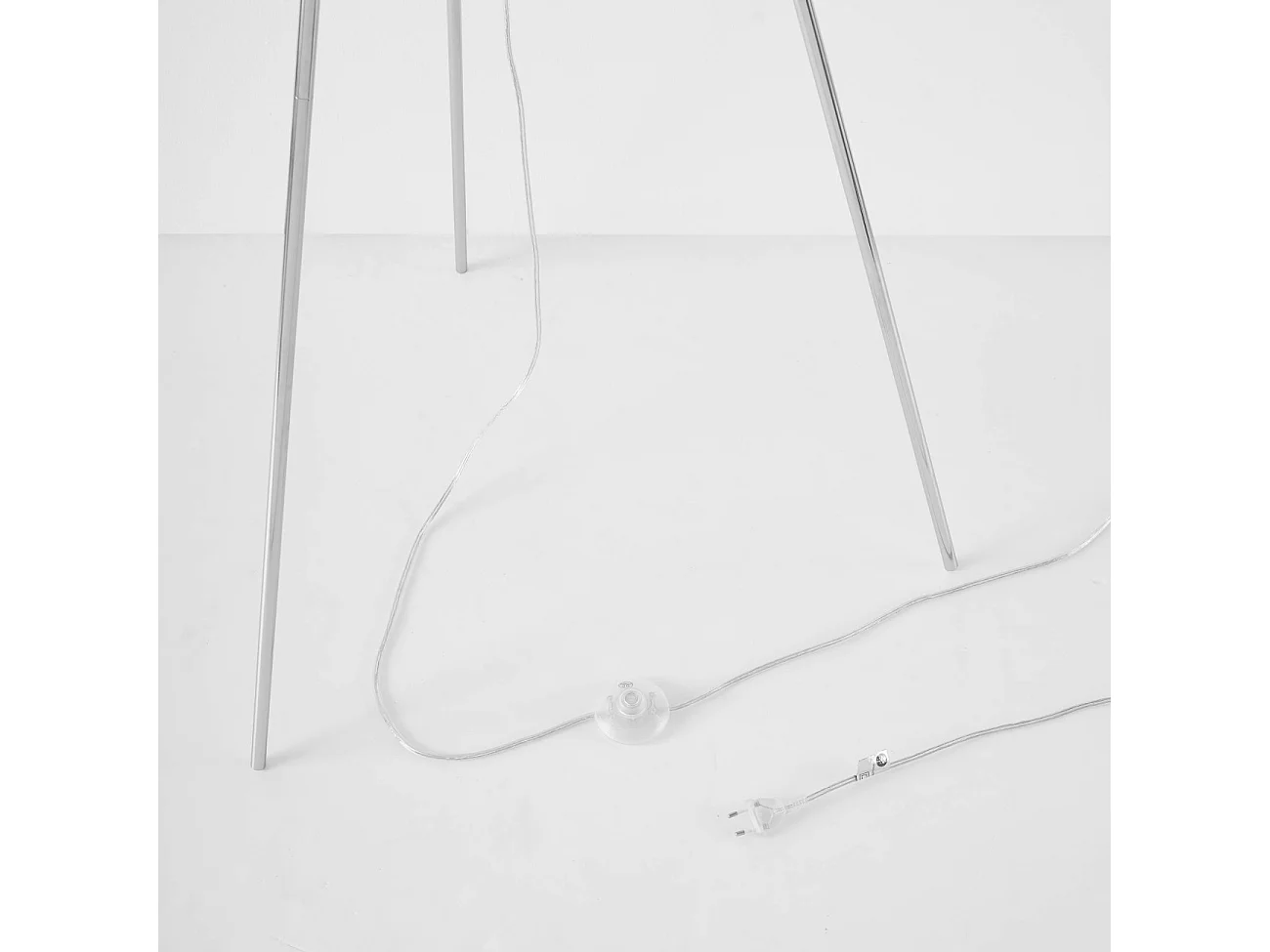 Lampadaire trépied chromé verre ambré ultra décoratif  - Bartali