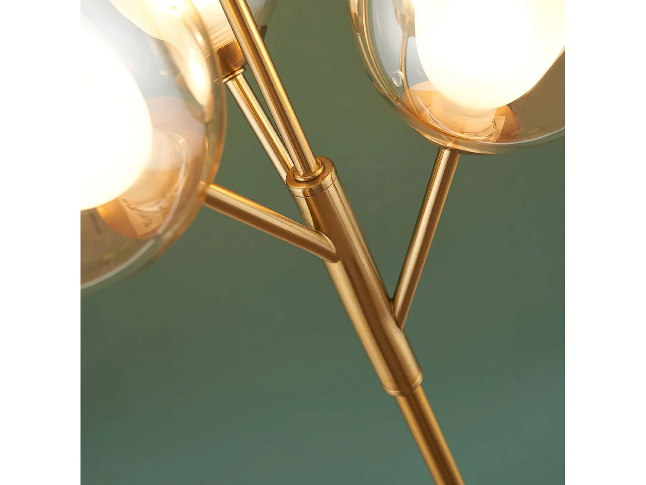 Lampadaire doré grappe de quatre verres doublé 165 cm - Seryn