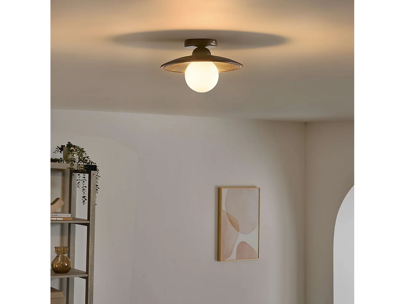 Éclairage moderne en bois de noyer et verre blanc - Thalan