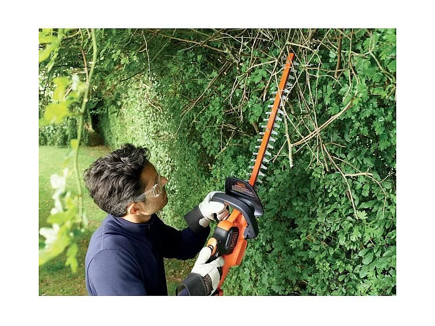 Draadloze heggenschaar BLACK+DECKER GTC18452PCB-XJ 18V, diamantgeslepen 45 cm mes, multidirectionele handgreep, zonder batterij en lader