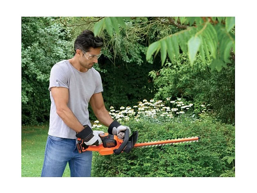 Draadloze heggenschaar BLACK+DECKER GTC18452PCB-XJ 18V, diamantgeslepen 45 cm mes, multidirectionele handgreep, zonder batterij en lader