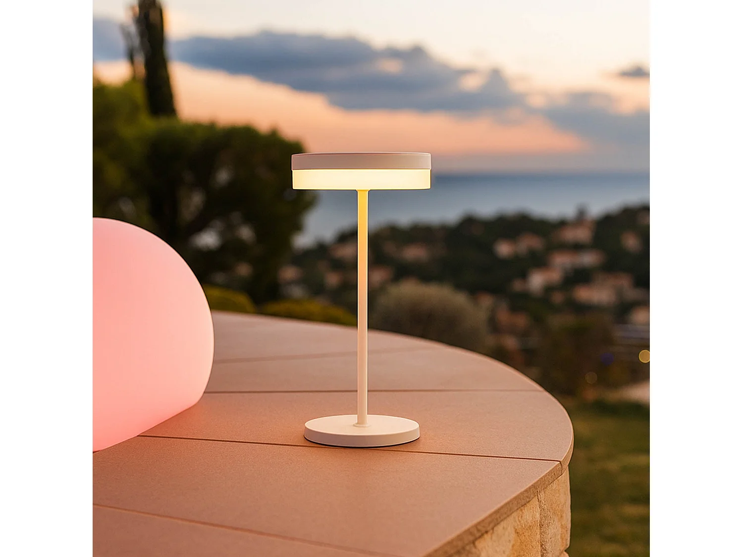 Lampe de table solaire VIVIA MINI SOLAR Blanc H27cm