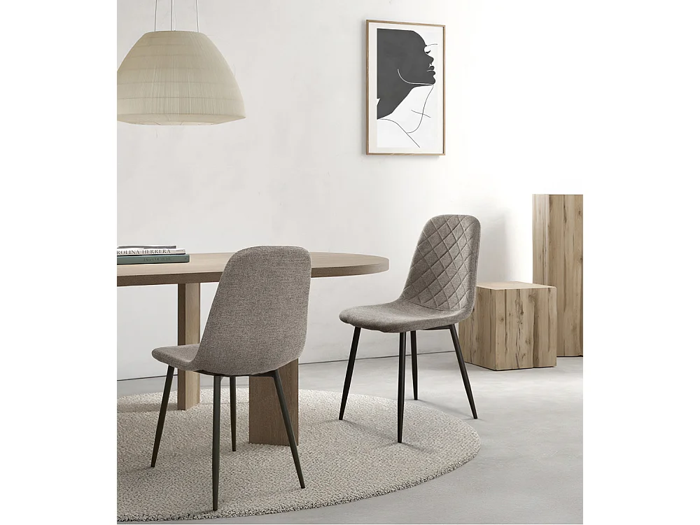 Pack de 4 sillas de comedor de 86x45x54 cm de tela en Taupe con patas negras Suiz