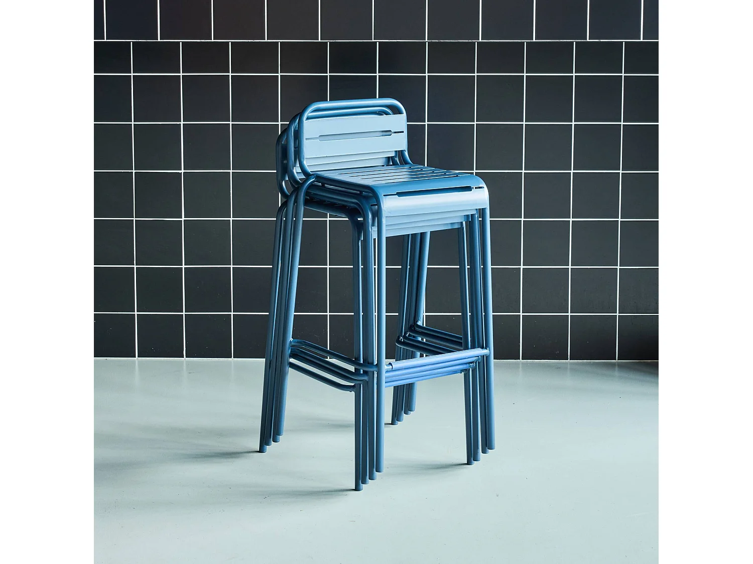 Taburete de jardín de acero, set de 4 azul marino