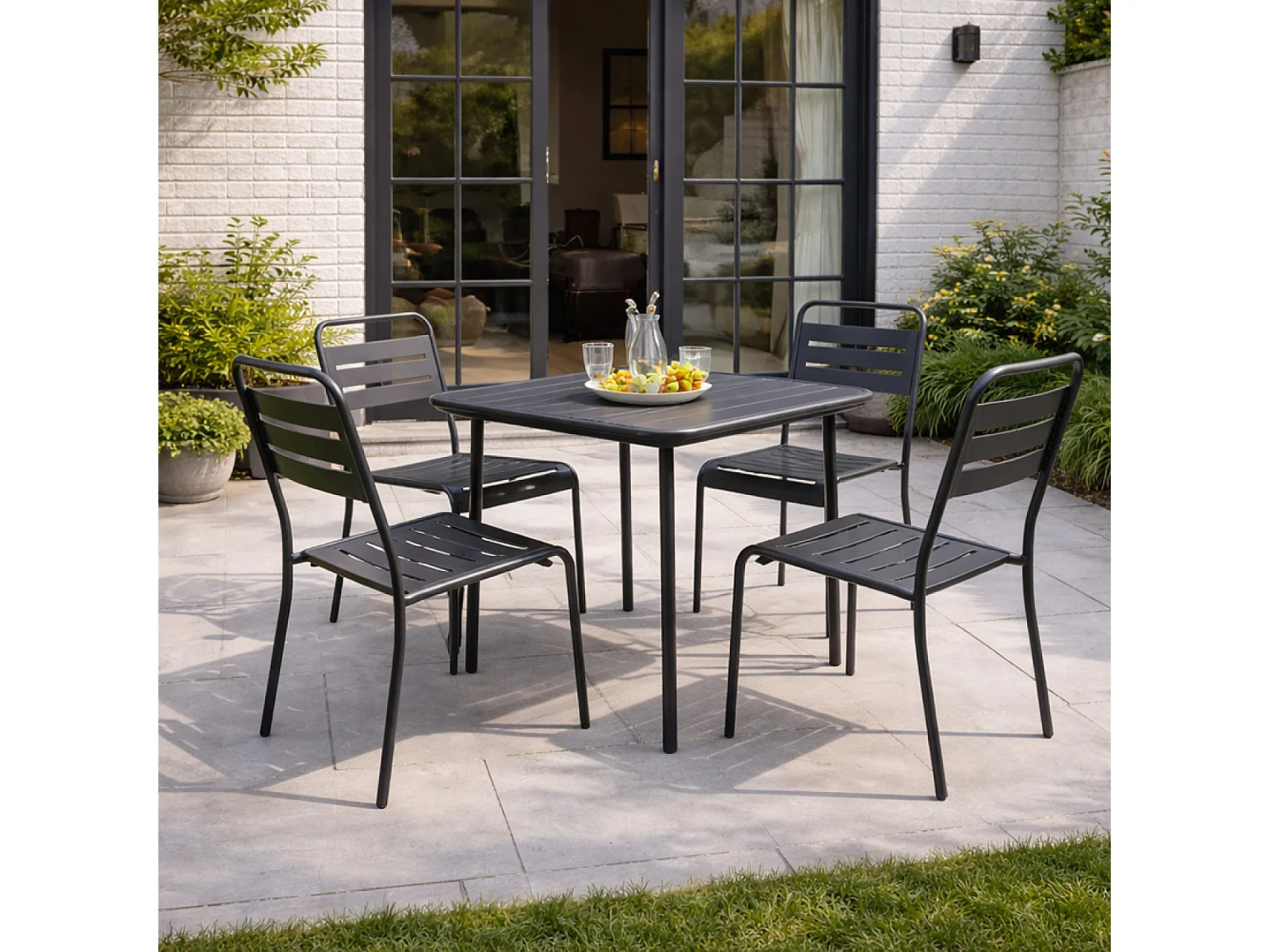 Ensemble table de jardin carrée 70cm et 4 chaises BERGAME
