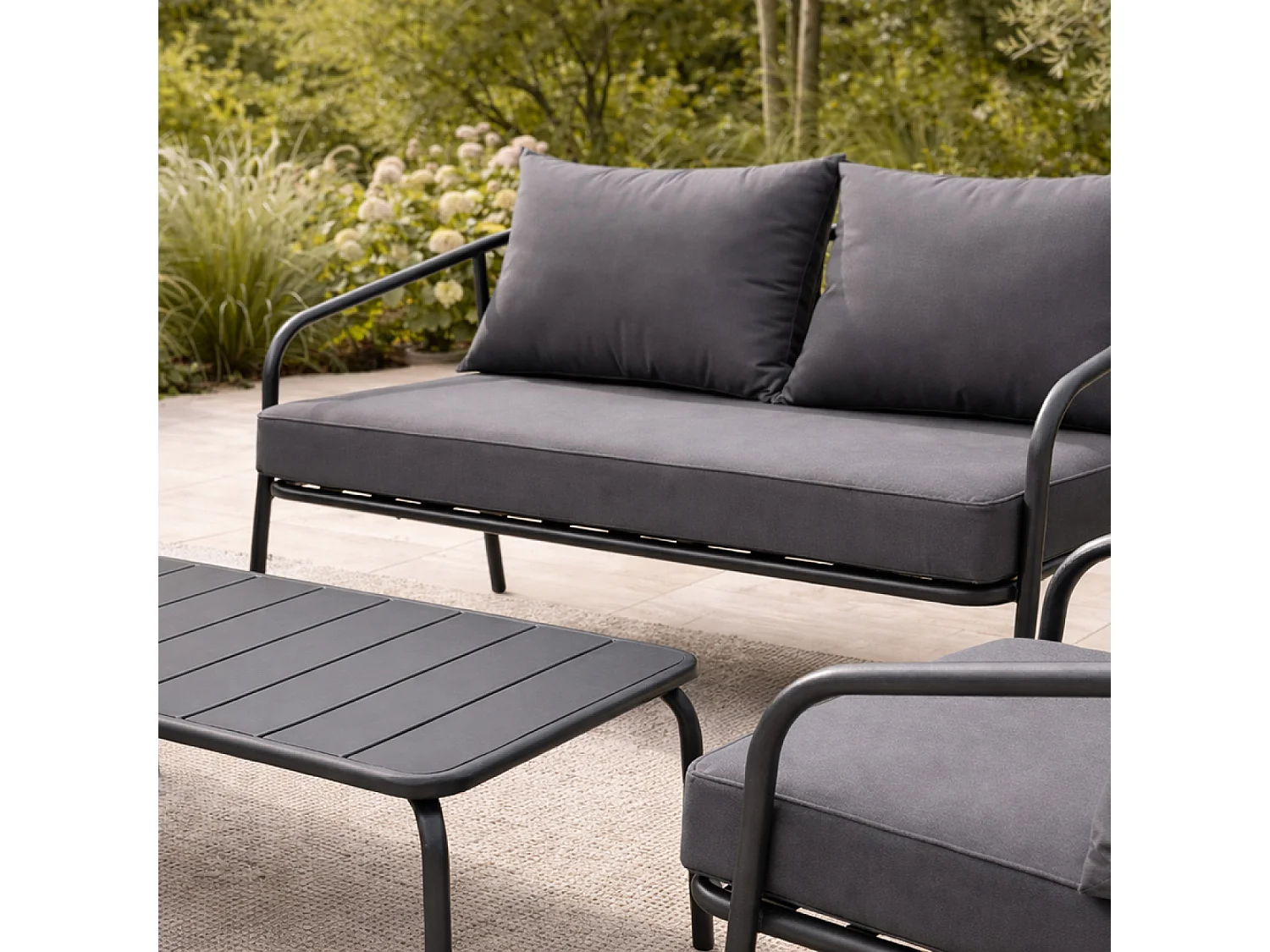 Salon de jardin 4 places gris foncé BERGAME