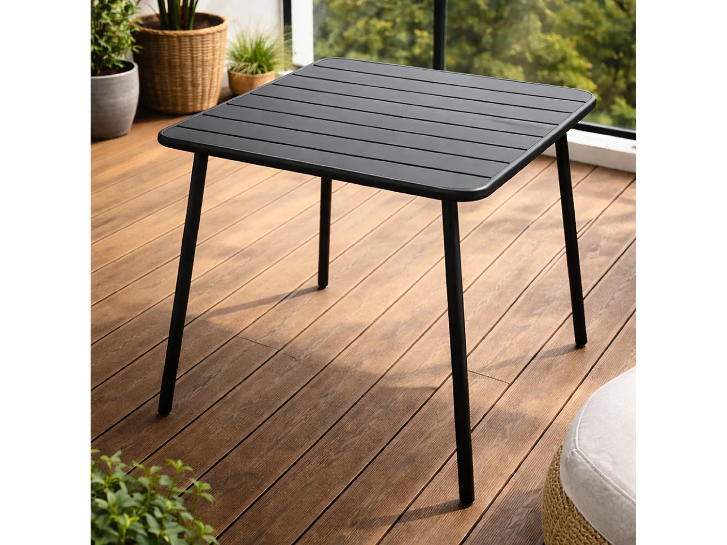 Table carrée 4 places 70x70cm gris foncé BERGAME