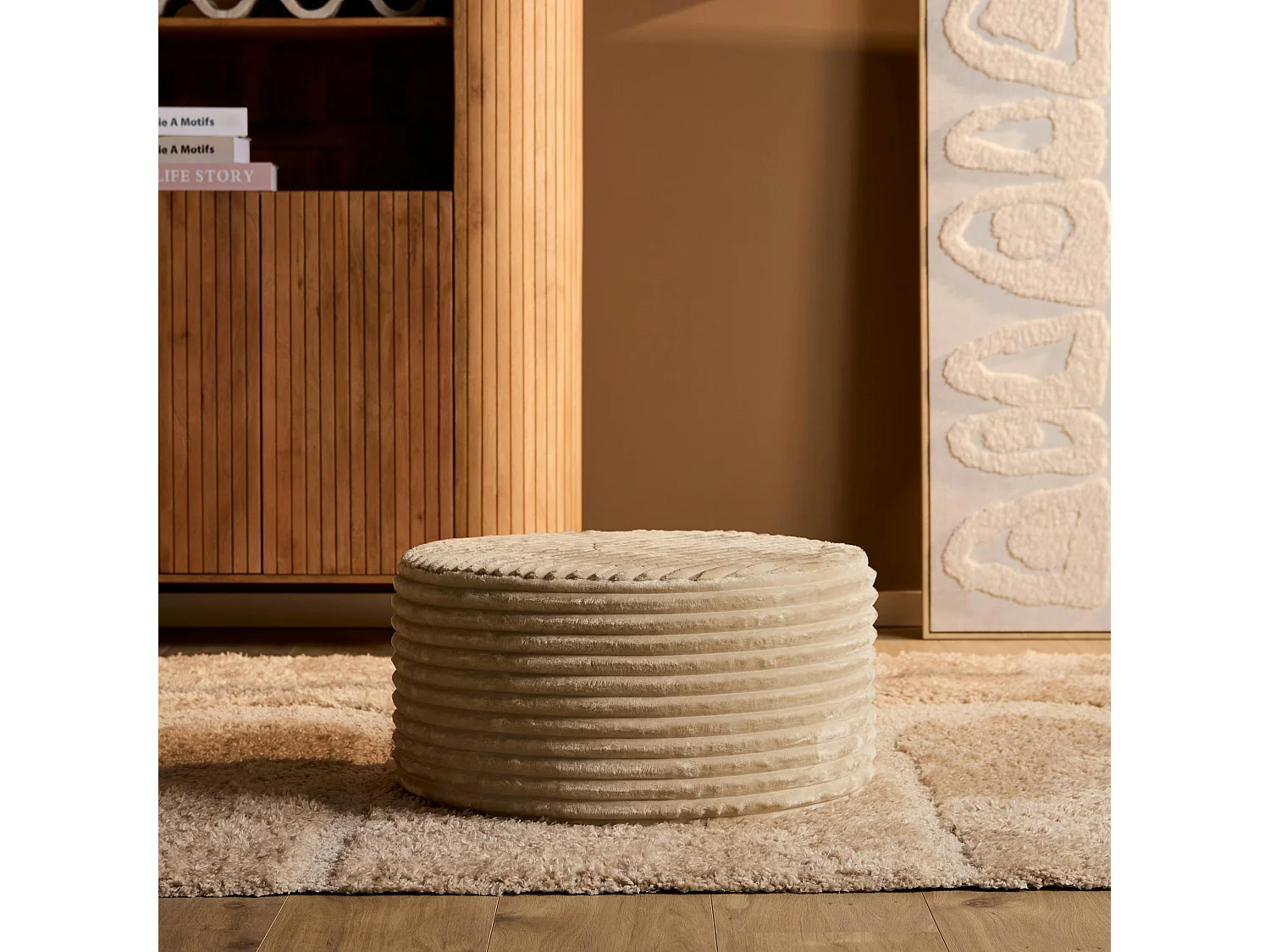 Pouf rond beige en velours côtelé RIVOLI