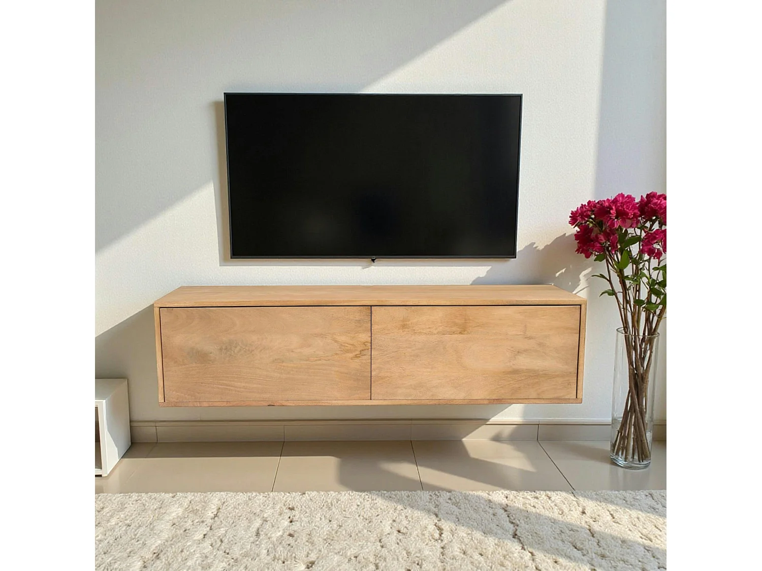 Petit meuble TV suspendu bois clair 2 portes JUNO