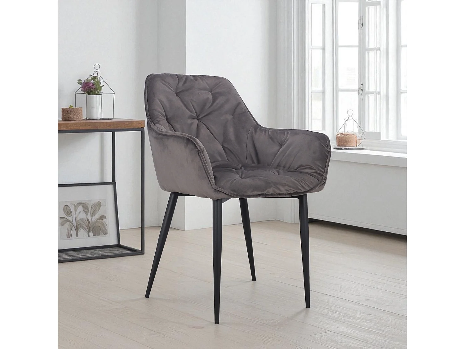 2er-Set gepolsterter Veloursstühle Grau mit Armlehnen – Modell Mildred