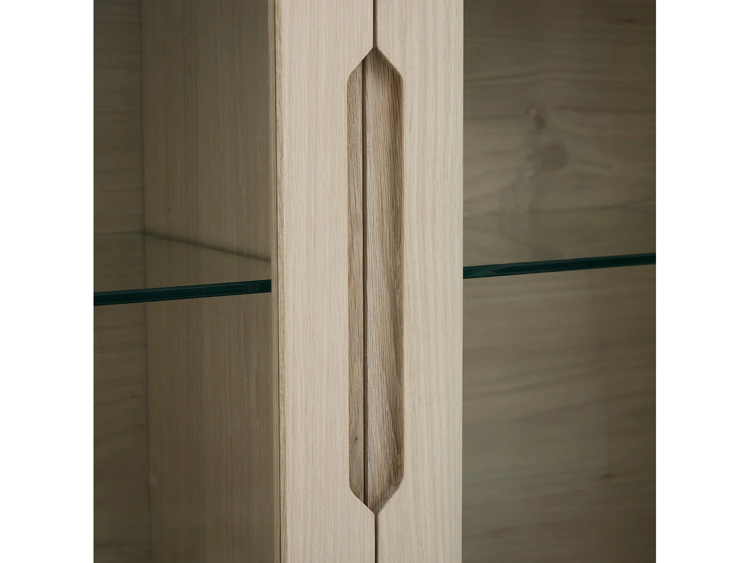 Hängechrank mit LED Beleuchtung mit 4 Türen Kerteminde - Eichenfurnier & MDF - Eiche bianco