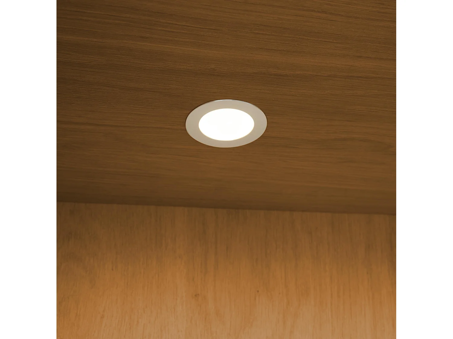 Highboard mit 4 Türen Kerteminde - Eichenfurnier & MDF - Wildeiche