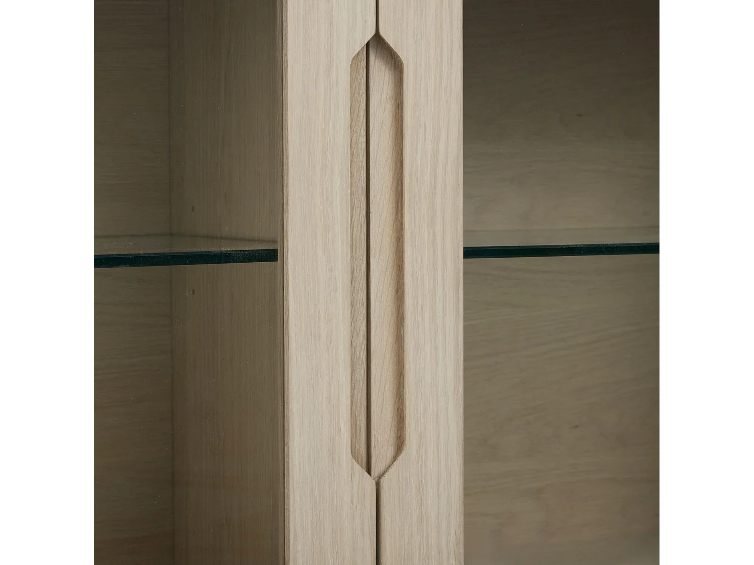 Hängechrank mit LED Beleuchtung mit 3 Glastüren Kerteminde - Eichenfurnier & MDF - Eiche bianco