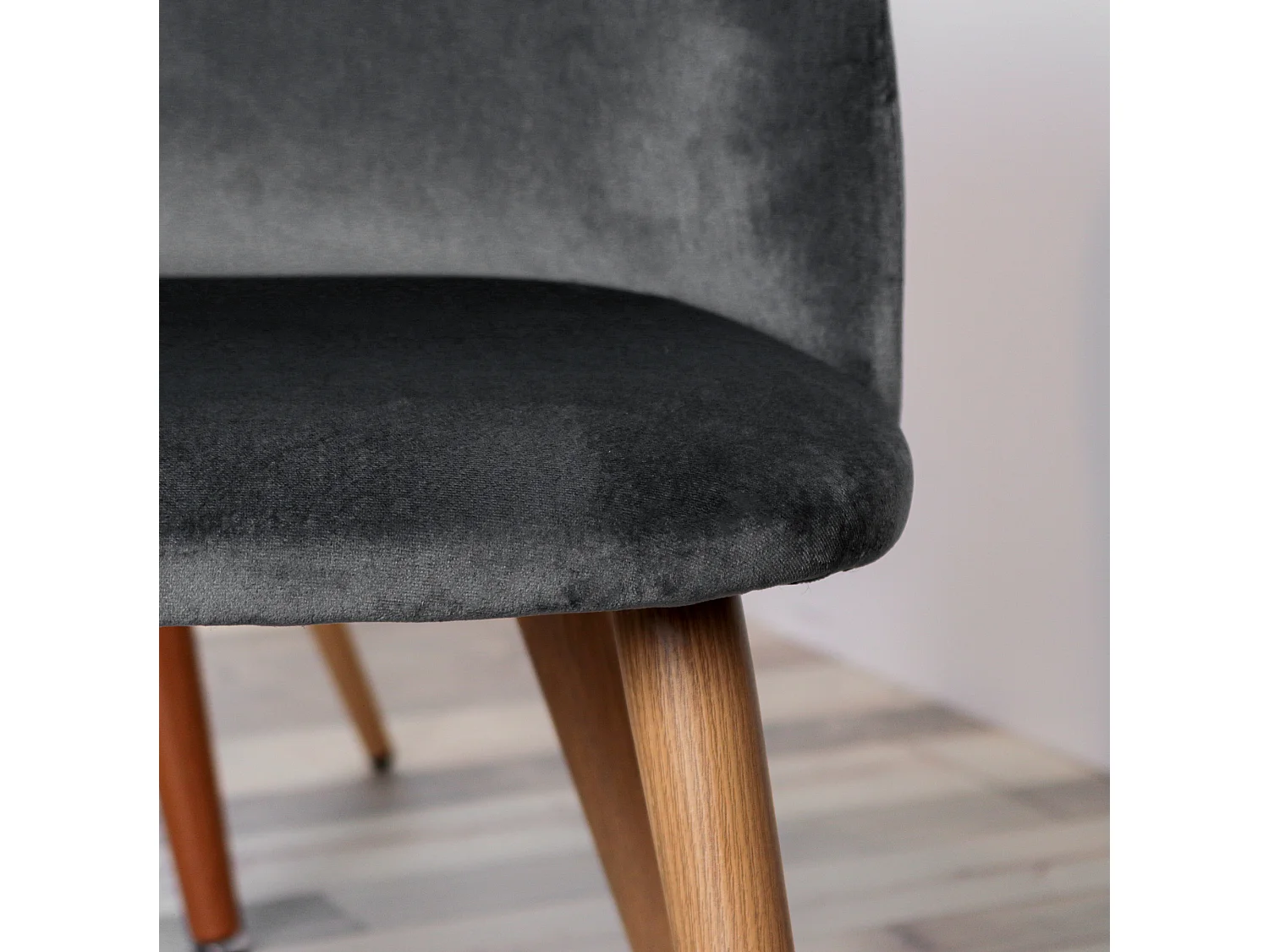 Lot de 2 chaises de salle à manger scandinaves en velours gris ZOMBA GREY VELVET